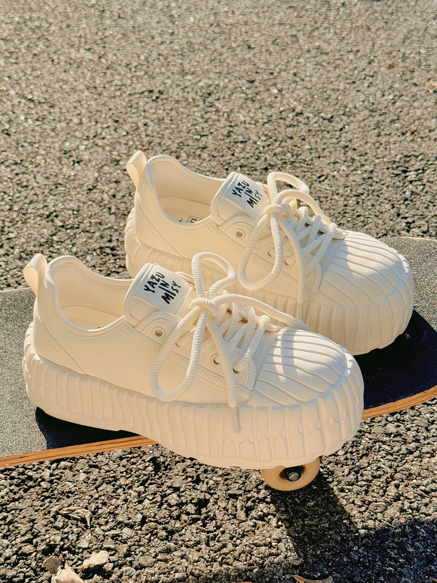 

Женские летние повседневные дышащие кроссовки Thi Bot ell Head Sport oes Match Юбки Flat oes Удобная обувь