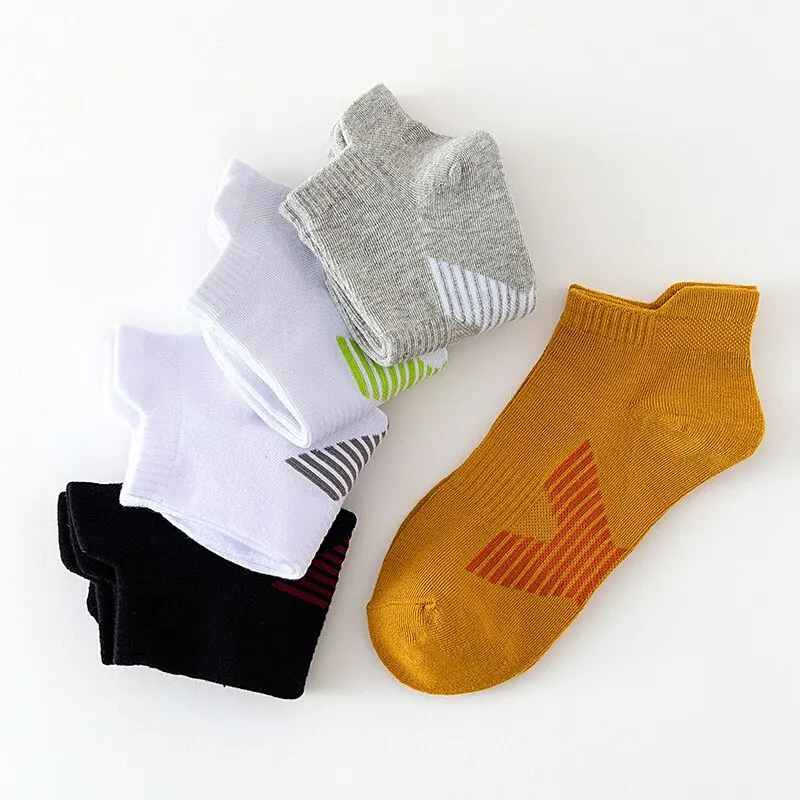 5 Pairs Man Polyester Short Socks Fashion Breathable Mesh Comfortable Casual Pack Male Street Sports Ankle Sock