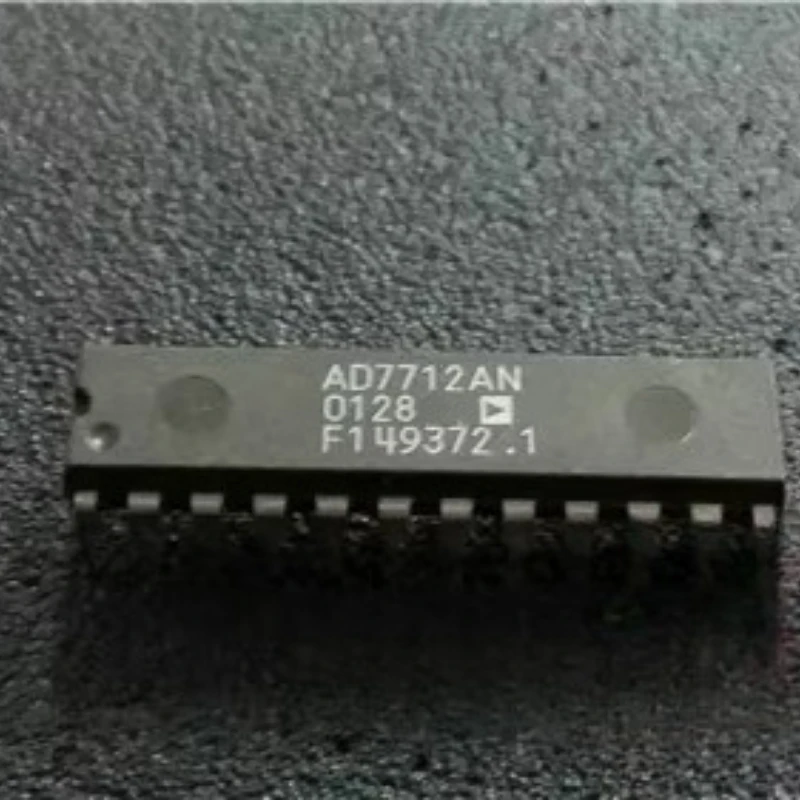 

1PCS/LOT AD7712AN IC ADC 24BIT SIGMA-DELTA 24DIP