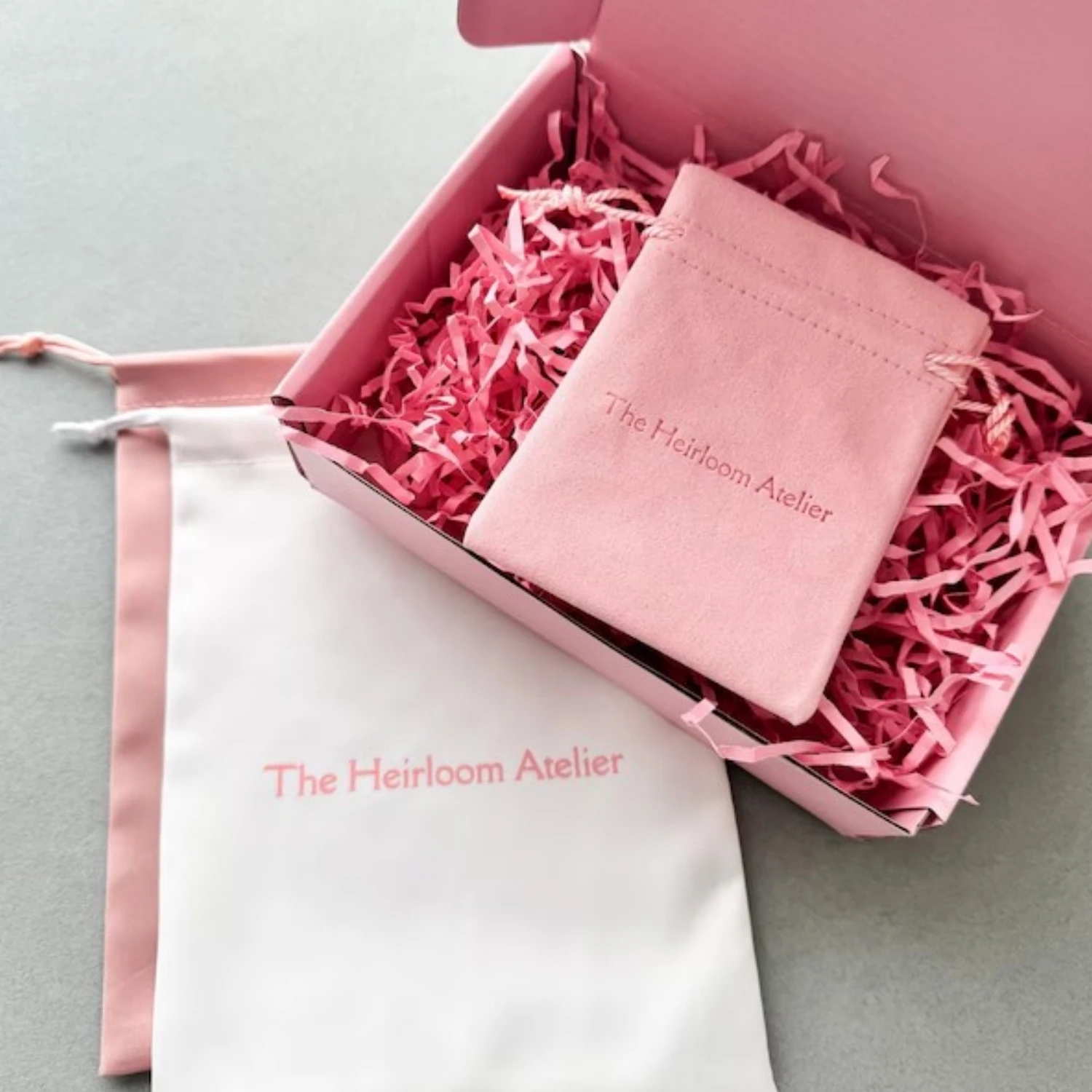 

20 шт. коробка для упаковки ювелирных изделий и набор мешочек, коробки и мешочки для ювелирных изделий на заказ с логотипом оптом