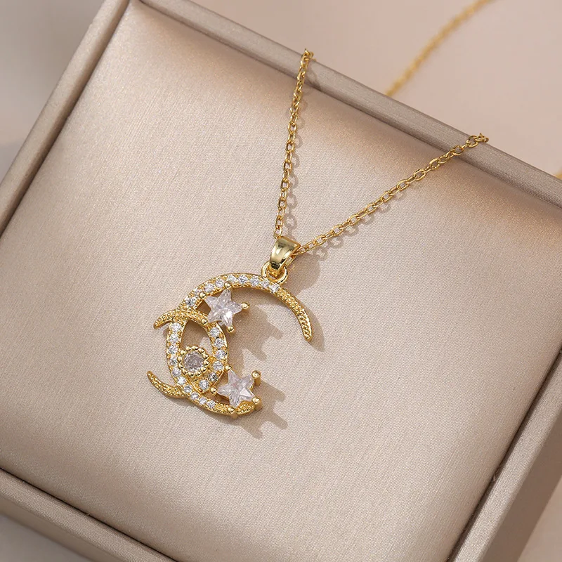 Fashion Steel and Titanium Xingyue Light Luxury Banquet Necklace Classic Personality Versatile Clavicle Chain Pendant Jewelry