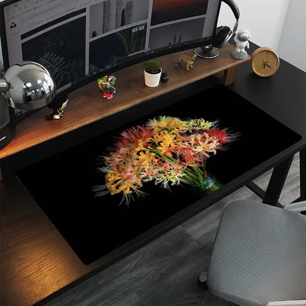 

Colorful red spider lilyMouse Pad Oversized lock edge mouse pad for gaming computer keyboard and desk