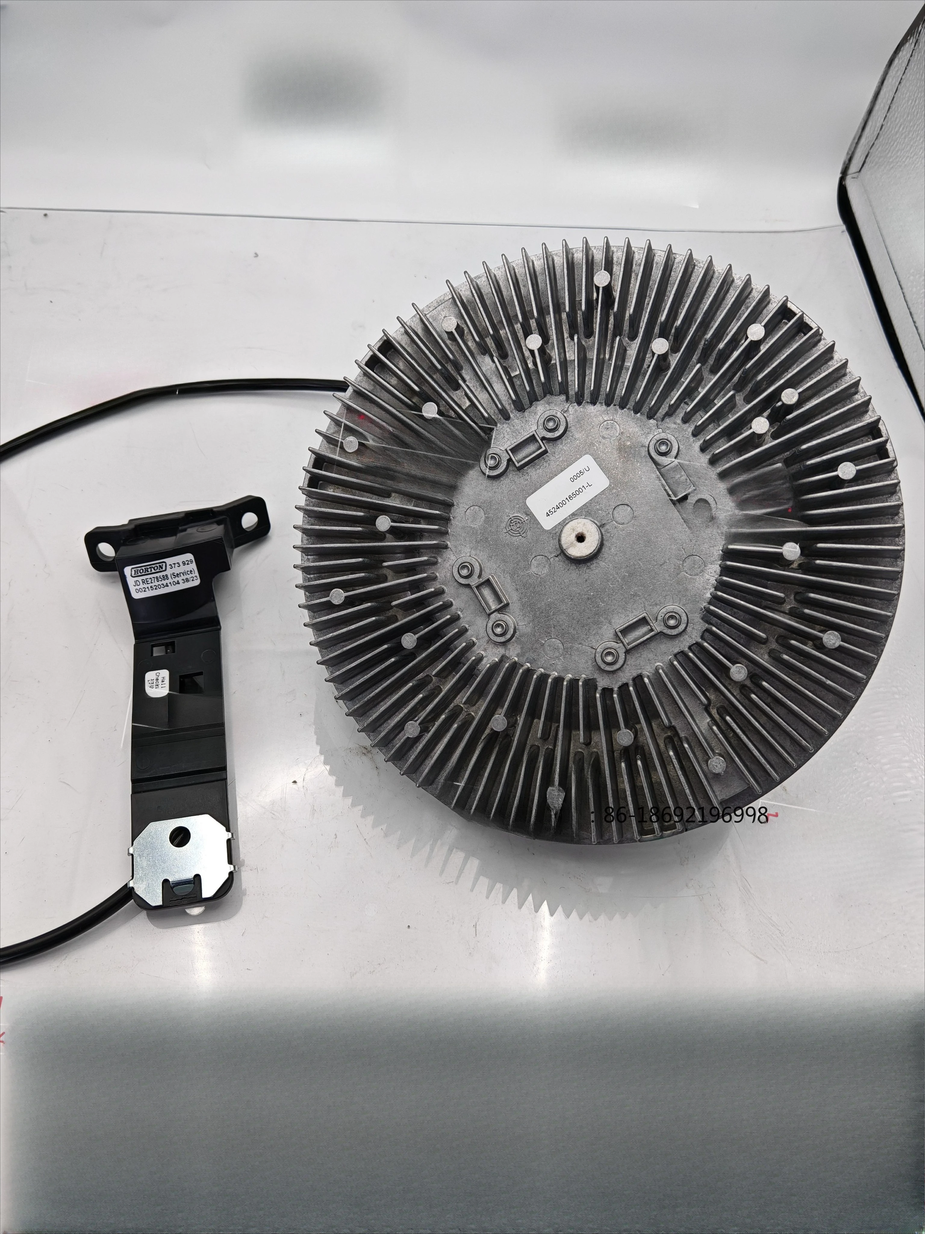 RE577314 2204 Embrague de aceite de silicona para ventilador de tractor 7830 7930 Entrada, aspa del ventilador