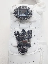 1PC Punk Black Skull Rhinestone Shoelaces Charms Personality Jewelry Buckle Decorations Lace Diy Accessories For Sneakers Boots