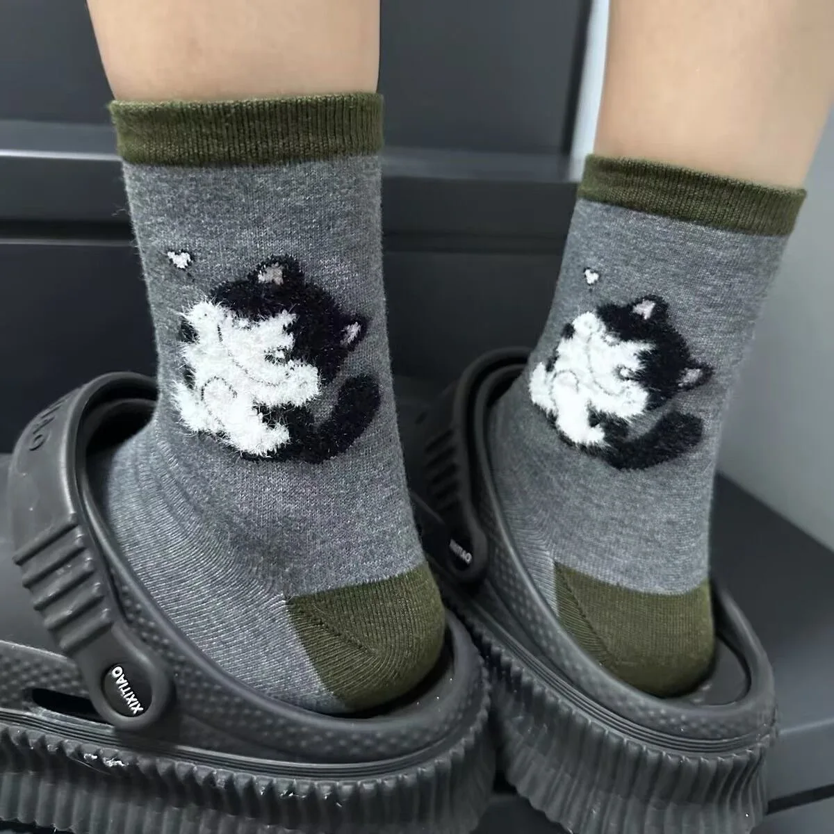 1/5 쌍 플러시 고양이 프린트 남성 여성 미드 튜브 양말 부드럽고 편안한 땀 흡수 통기성 캐주얼 커플 양말