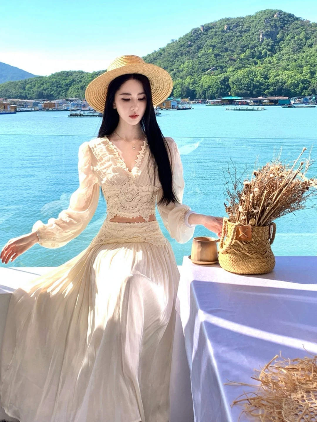 

Комплект из кружевного топа с V-образным вырезом и юбки А-силуэта с высокой талией для женщин, пляжный летний модный комплект