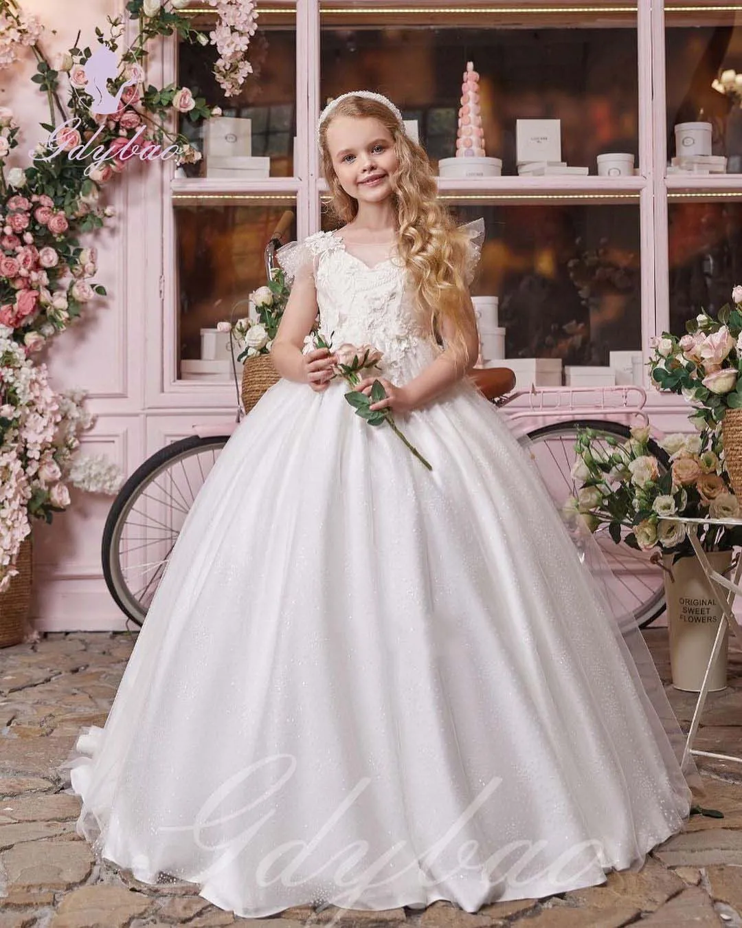 

White Satin Flower Girl Dress for Wedding Applique V-back Floor Length Kids First Communion Pageant Party Birthday Ball Gown