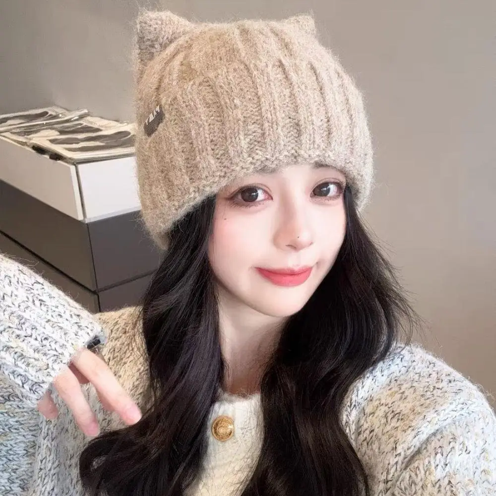 Bonnets tricotés avec oreilles de chat noir, 1 pièce, mignons chapeaux chauds d'hiver en laine pour femmes, mode Streetwear coréen, chapeau de Protection des oreilles résistant au froid