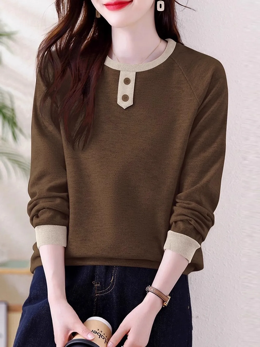 

Autumnal Ombre Patchwork Fce Sweatirt Women's Loose Spor Long Sve irt Soft Brued Feel round Ne No Fastening