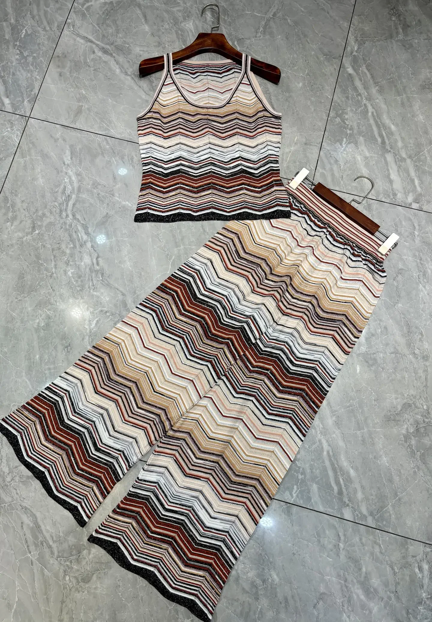 Women Sequins Gradient Striped Knitted Set Early Spring 2026 U-Neck Sleeveless Vest + Elastic Waist Straight Long Pants Suit