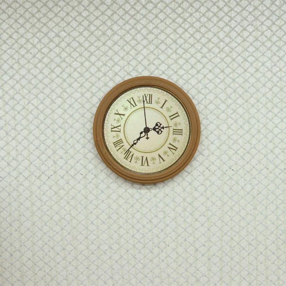 Retro European Style Dollhouse Wall Clock 1:12 Scale Simulated Miniature Wall Clock Round Simple Accessories Home Decor