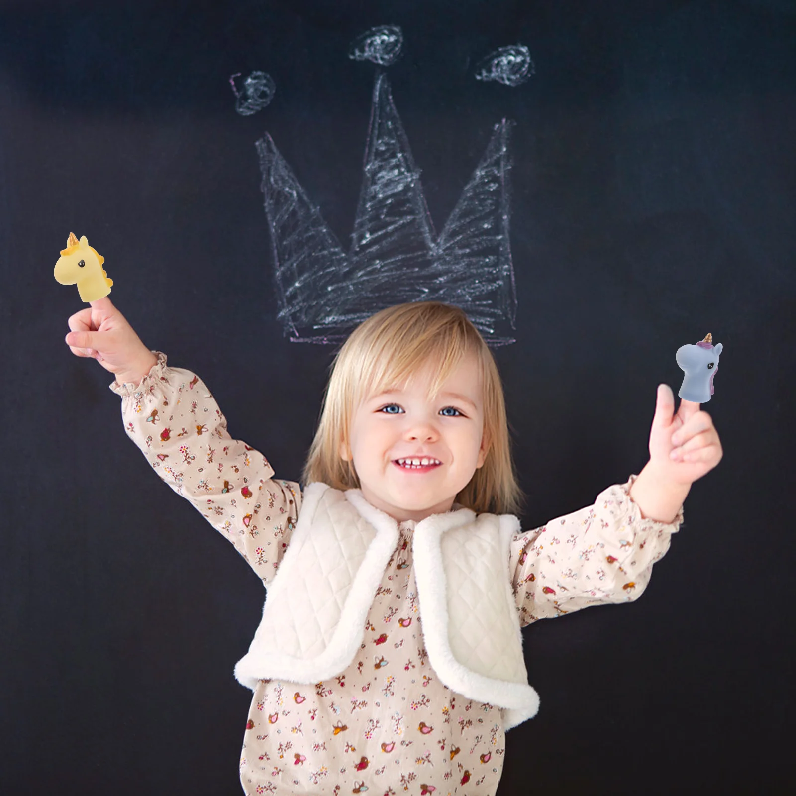 5 stuks Mini Eenhoorn Handpop Simulatie Rubber Dierenspeelgoed Ideaal voor kinderbadtijd Feestartikelen en klaslokaalactiviteiten