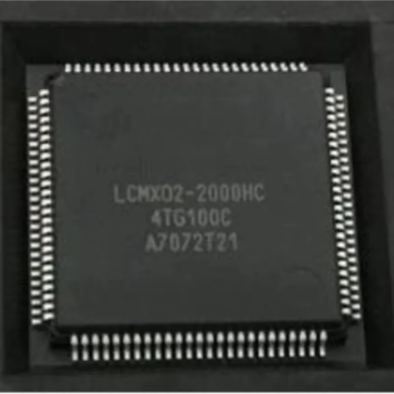 2-10 Stuks Nieuwe LCMX02-2000HC (4TG100C)(4TG100I) QFP-100 Embedded Microcontroller Chip
