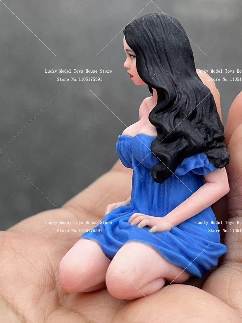 

1/16th Scale Muse Fresh Beauty Girl Colorful Printed Resin Figure Sculpture Doll 5.9/8cm Korean Female Soldier Scene Ornament