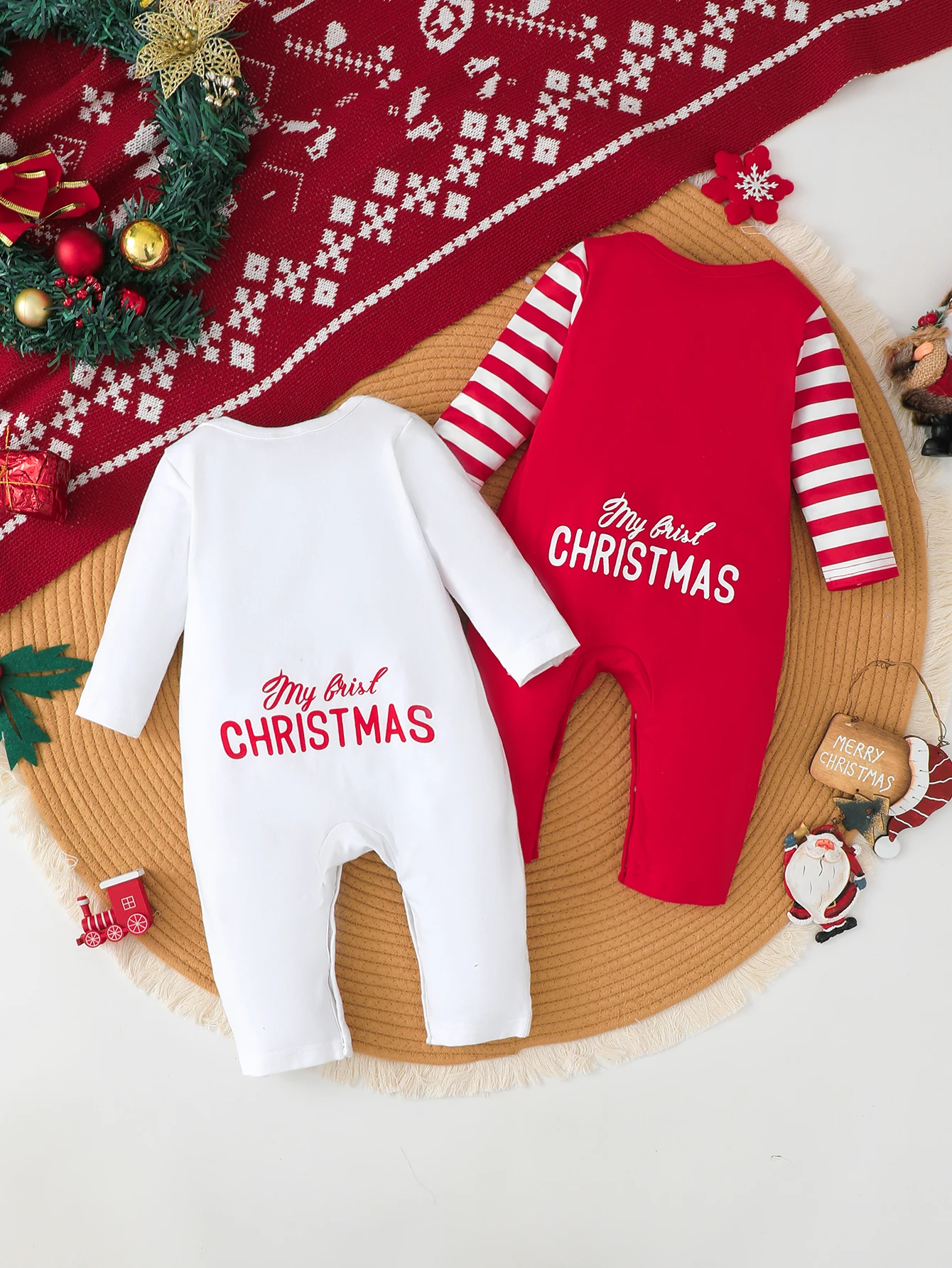 مجموعة رومبير عيد الميلاد الأولى للأطفال: ملابس مكونة من قطعتين مطبوع عليها سانتا "عيد الميلاد الأول".