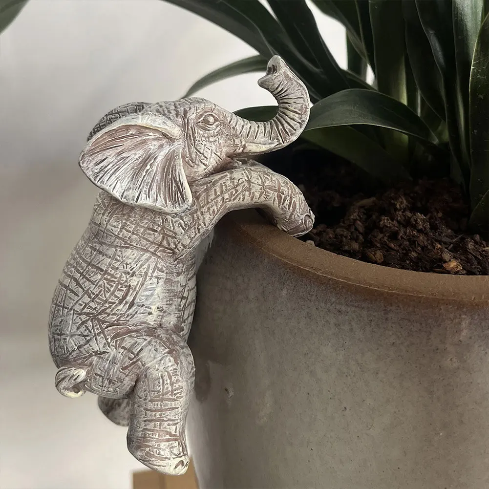 Cute Climbing Elephant Figurines Resin Hanging Elephant Statue Creative Cute Elephant Ornaments for Balcony Patio Lawn Yard