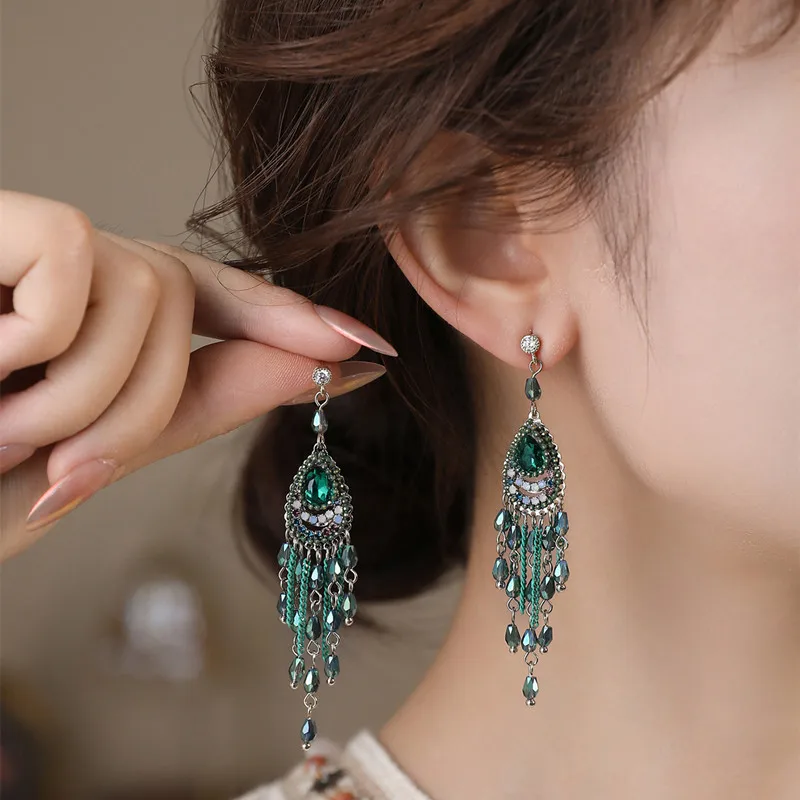 

Vintage Green Crystal Tassel Earrings Long For Women Waterdrop Ear Drops Elegant Party Jewelry For Evening Dress