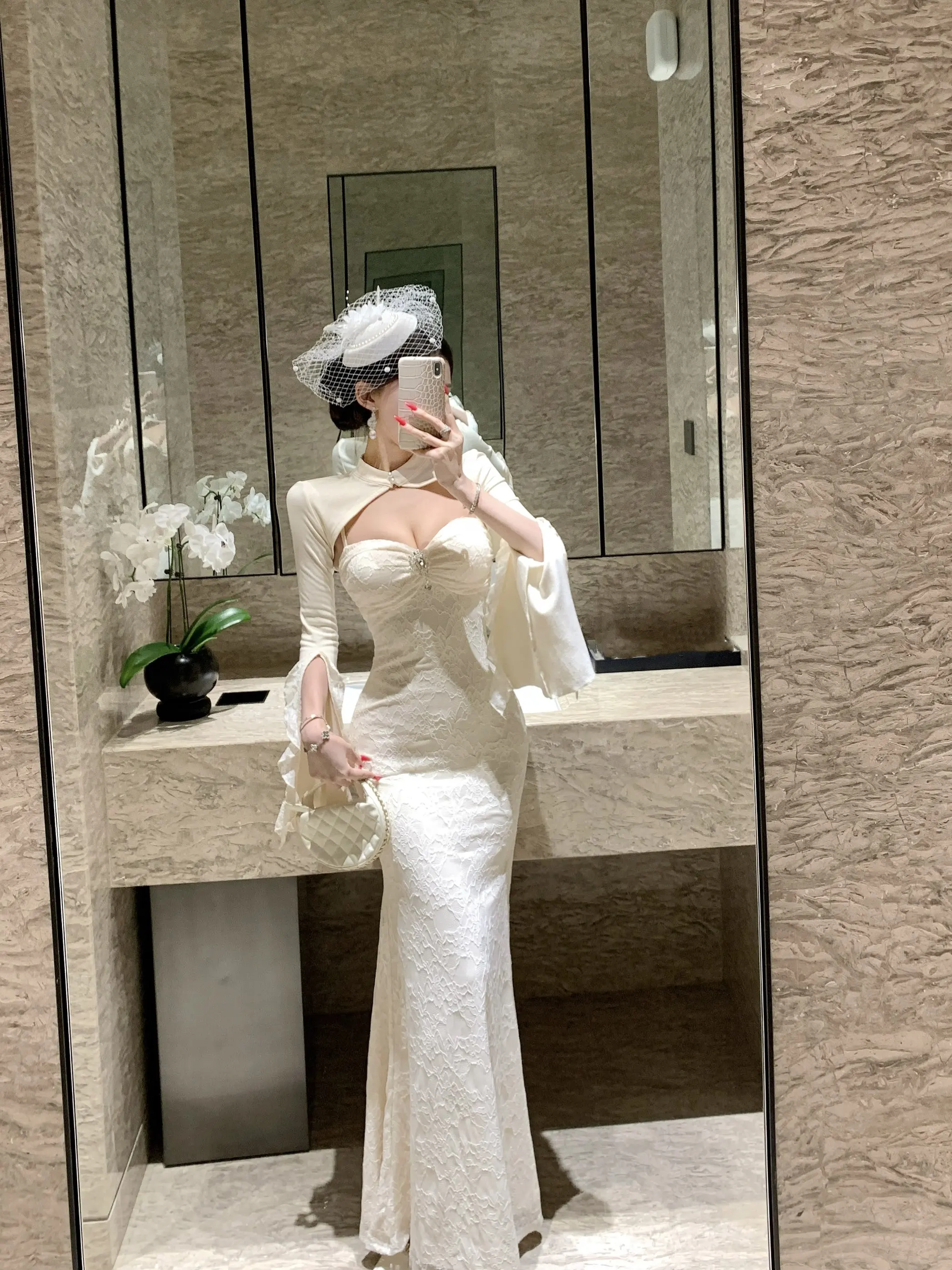 Sexy Lace Slip Dr with Diamond Embellied Fi Tail And oulder Cover up Long Sve Evening Gown for Women 8-25 Years Old