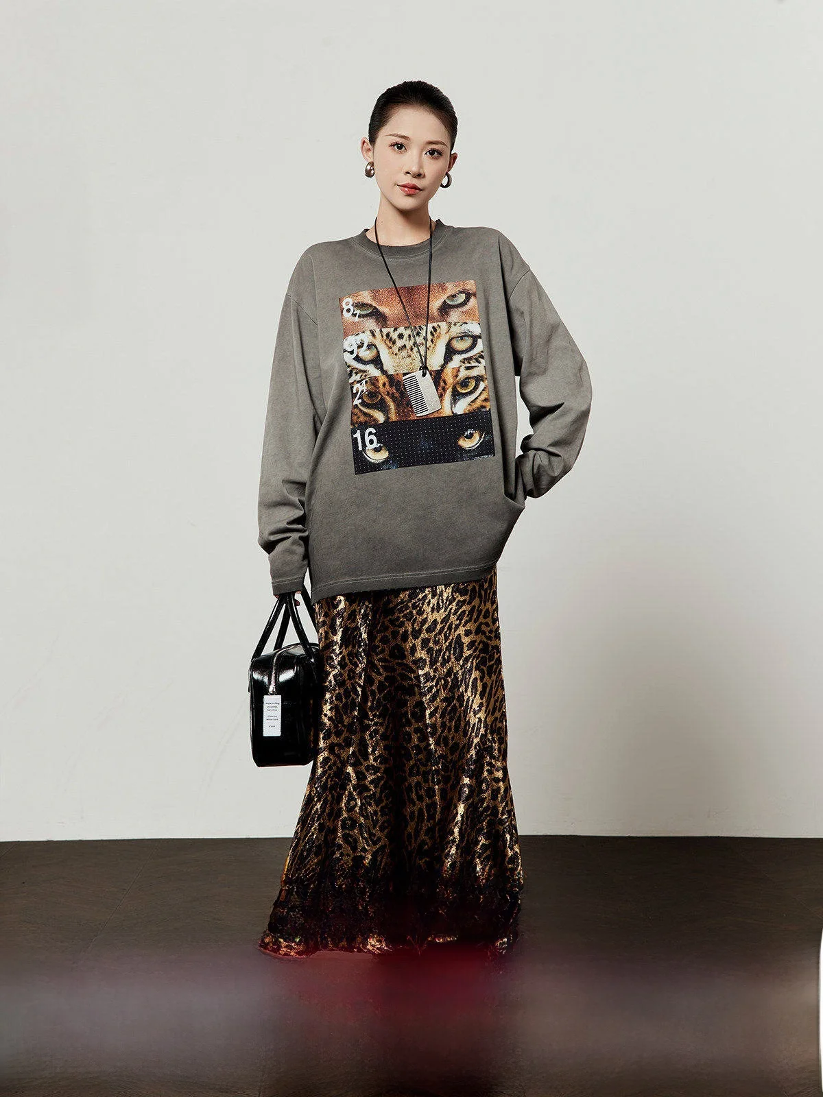 

ay Long Sve round Ne T-irt Women's Loose Fit Printed Wild Stare Vintage Sle Breathable Cotton Casual Top