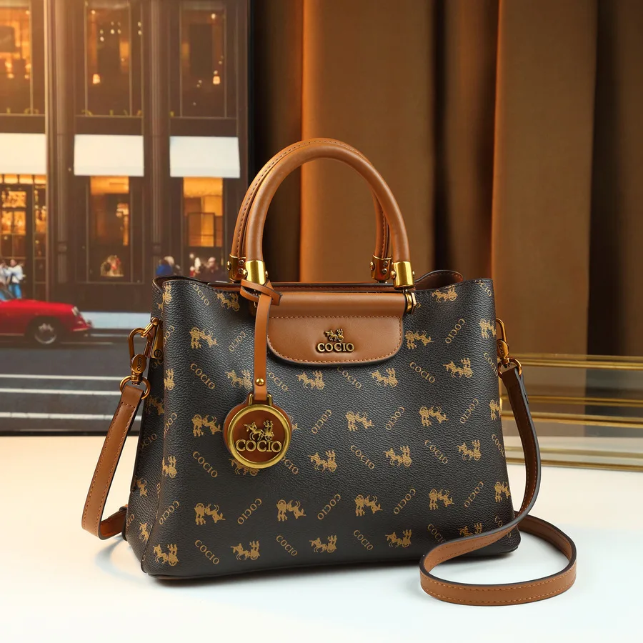 

Unique Fashion Designer Diaper Bag For Women Luxury Leather Tote Large Capacity Elegant Crossbody Handbag Stylish Retro