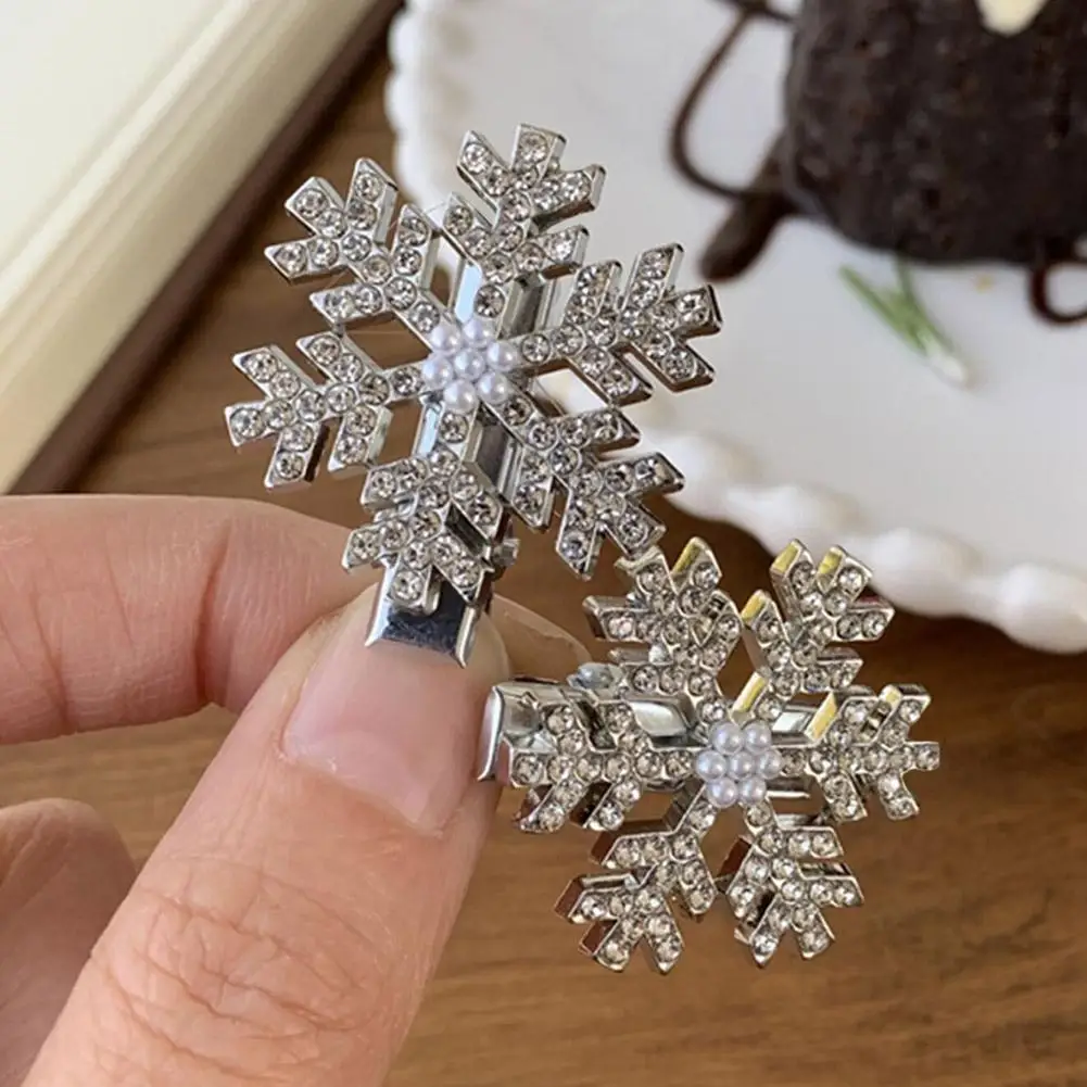 1Pc Winter Rhinestone Snowflake Side Clip Hair Pins Christmas New Year Sweet Cute Pearl Barrettes Female Hair Accessories