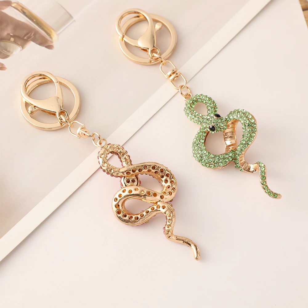 Snake Keychain Crystal Rhinestone Key Ring Women\'s Handbag Pendant Souvenir Gifts for Family and Friends