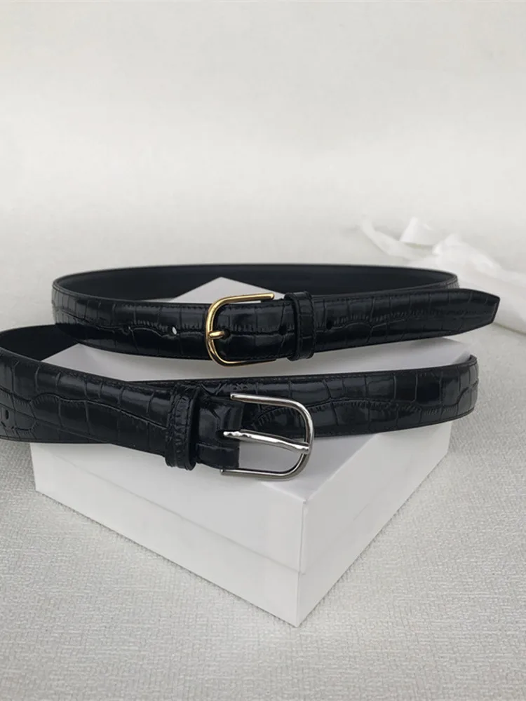 

Metal Buckle Fashion Women's Crocodile Pattern Cowhide Belt Black Minimalist Lady Waistband All-Match 2024 New