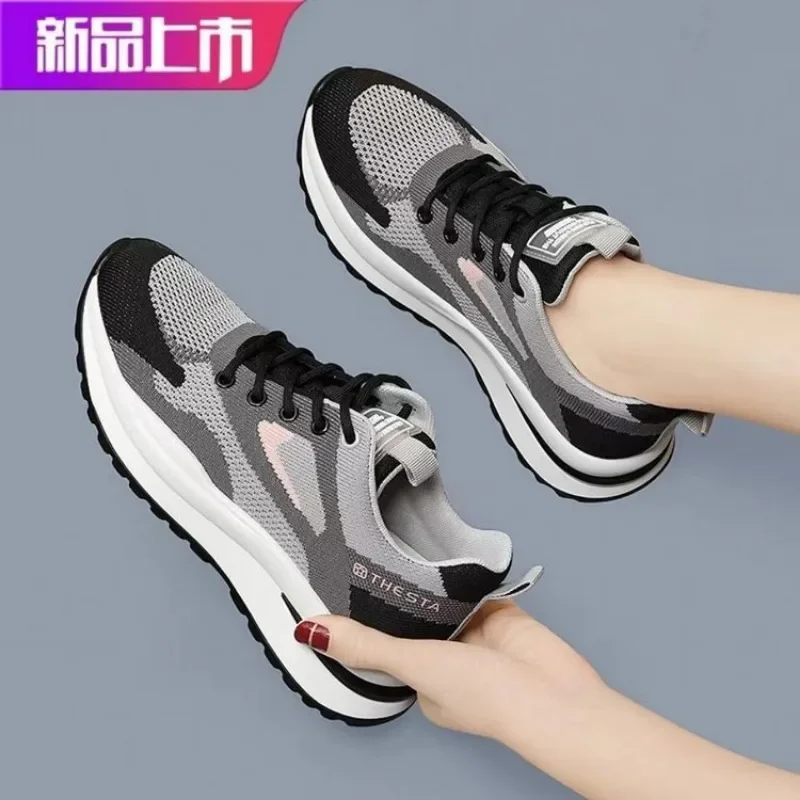 

Fashion Women's Sports Shoes Soft Women Casual Shoes Lightweight Comfortable Women's Running Shoes 2024 Hot Sell Womens Sneakers