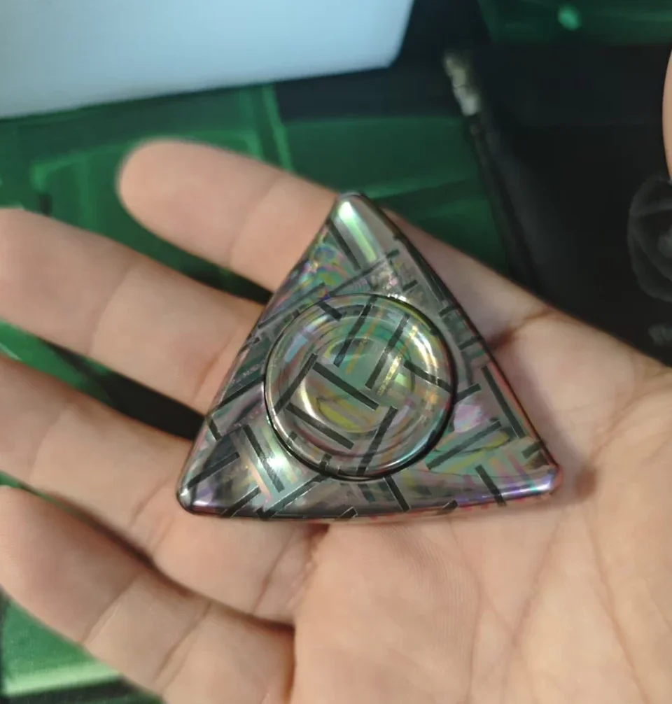 Used EDC Element zircuti Fingertip gyroscope Decompression toys