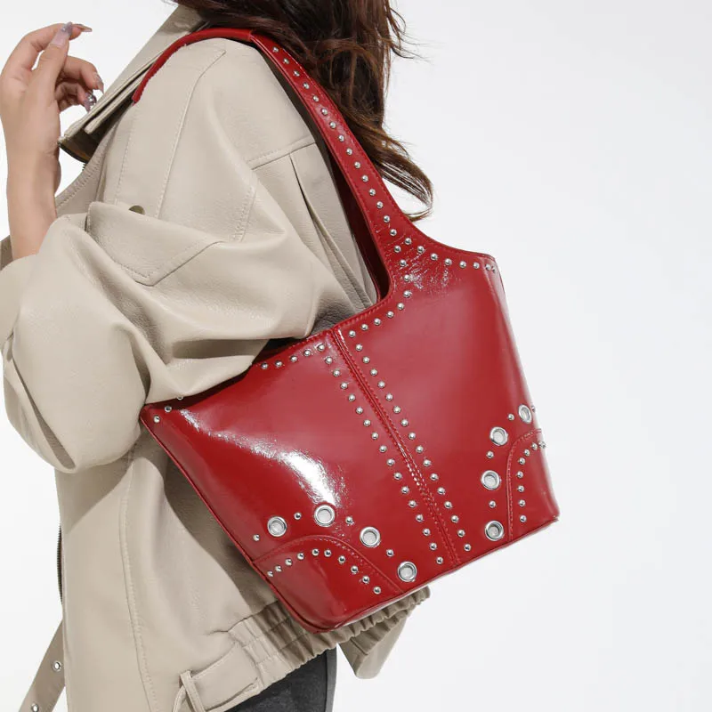 

Красный свадебный кошелек, модная сумка-клатч, женская однотонная сумка из искусственной кожи в корейском стиле, дизайнерская сумка-ведро, женская сумка для поездок на работу