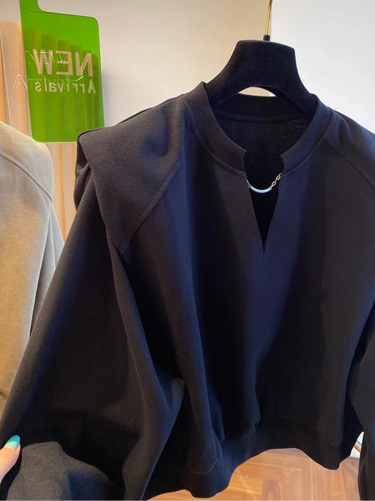 Sudaderas con cuello en V para mujer, nuevo diseño de otoño, ropa de estilo corto de ocio para mujer, ropa Vintage sencilla que combina con todo,