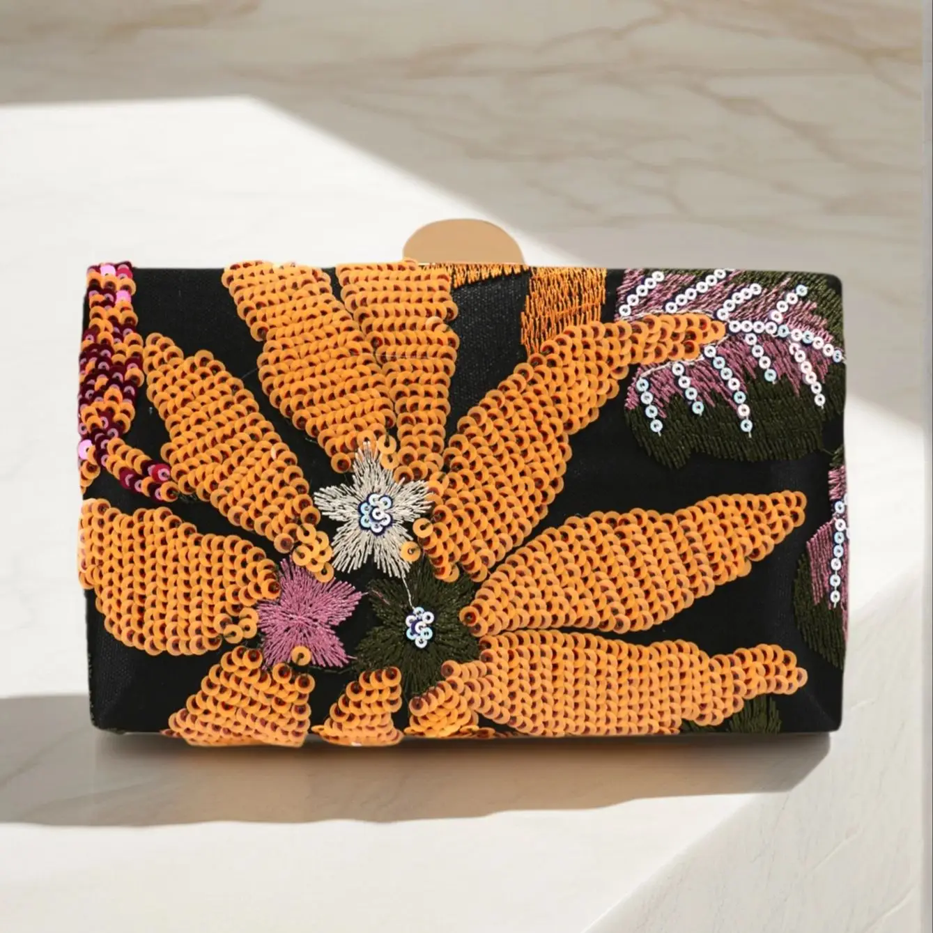 

Sequin Embroidered Floral Evening Bag Bohemian Style Crossbody Chain Wedding Party Unique Random Pattern Ladies Square Box Bag