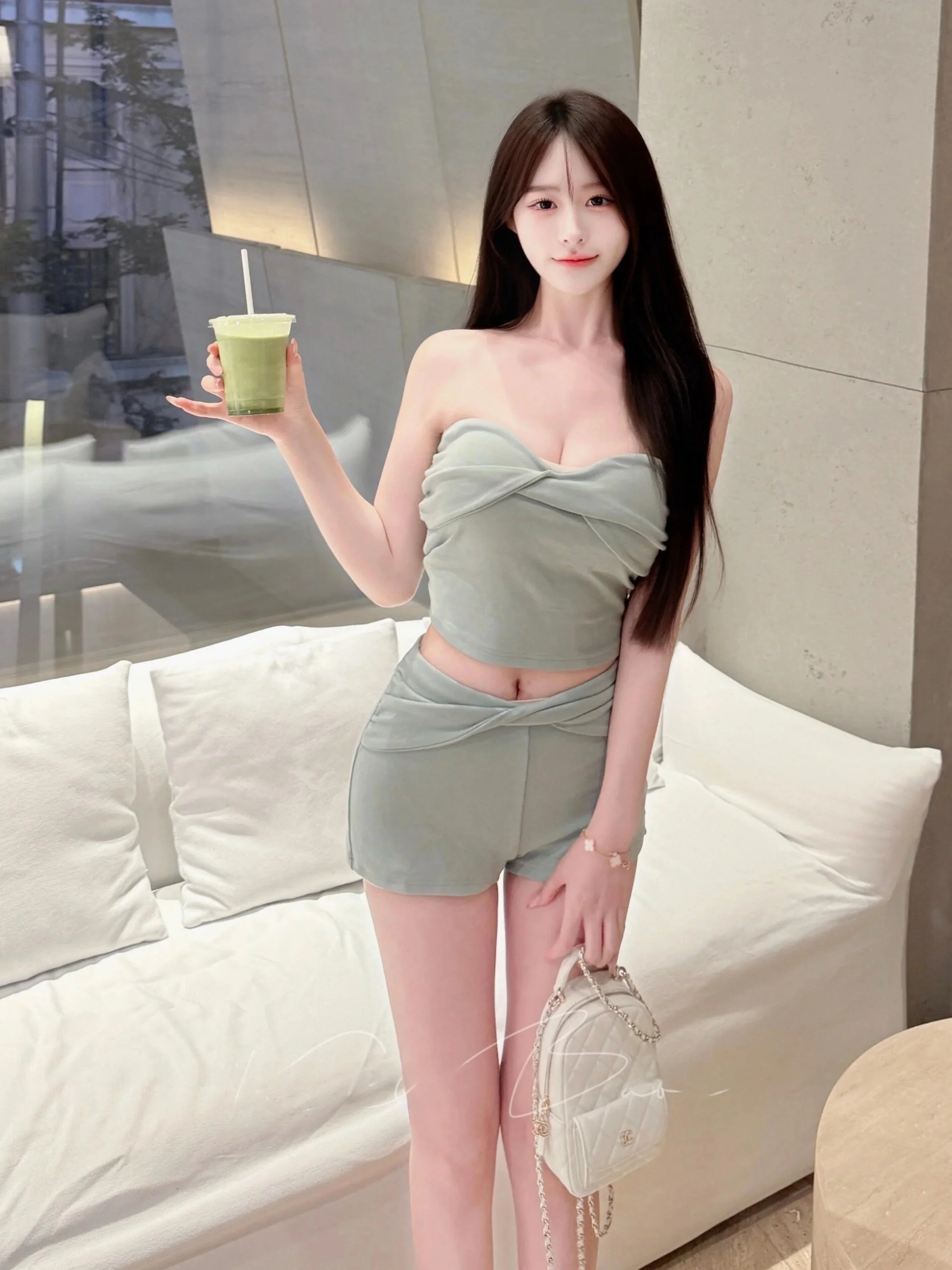 High Waist Slimming Short Pants Women's Summer Fashion Set with Knot Top And Shorts Two-Piece Suit Girl's Heart Knot Style