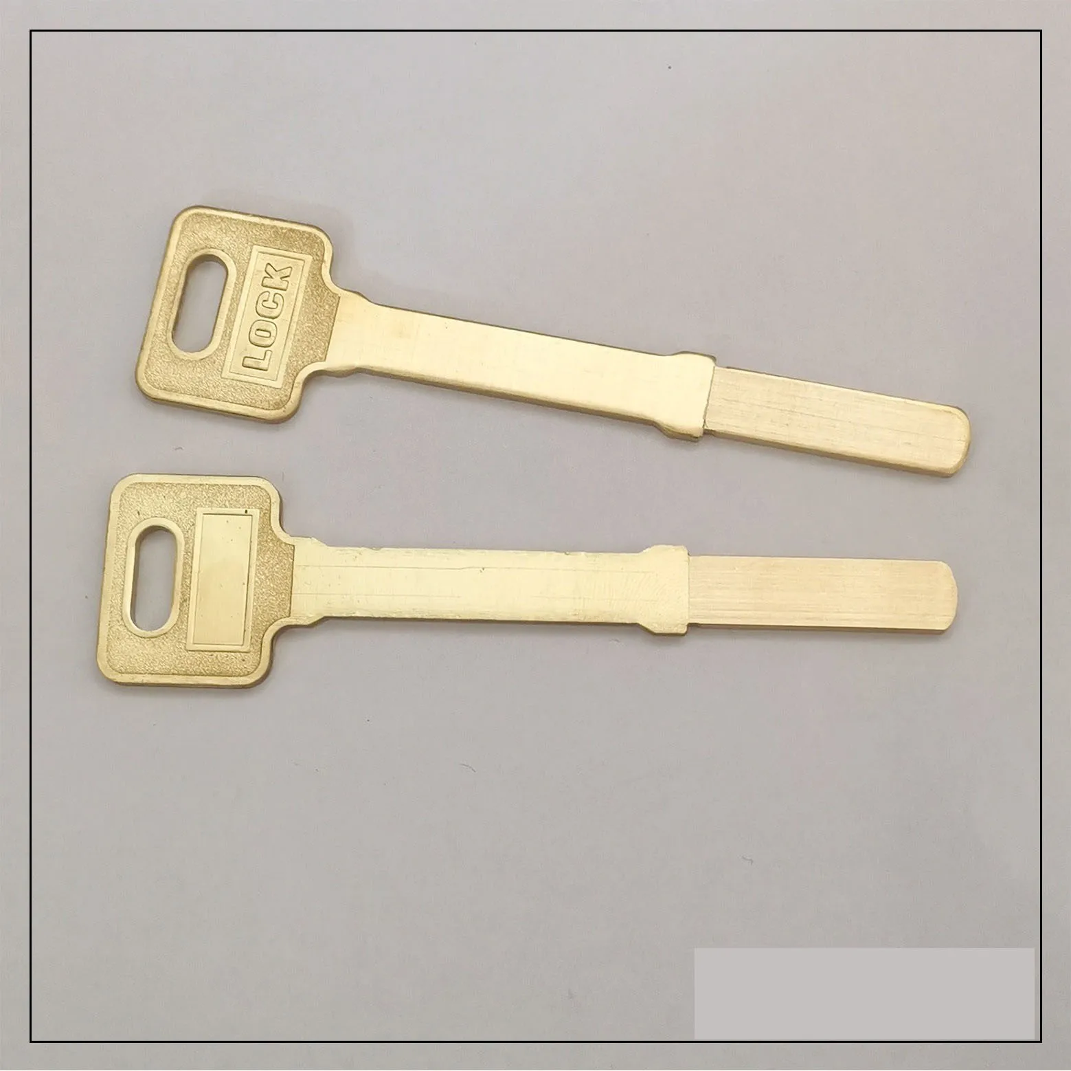 Square Handle Extended LOCK Flat Key Embryo Fingerprint Lock C-level D-level Multi Track Light Plate Key Embryo