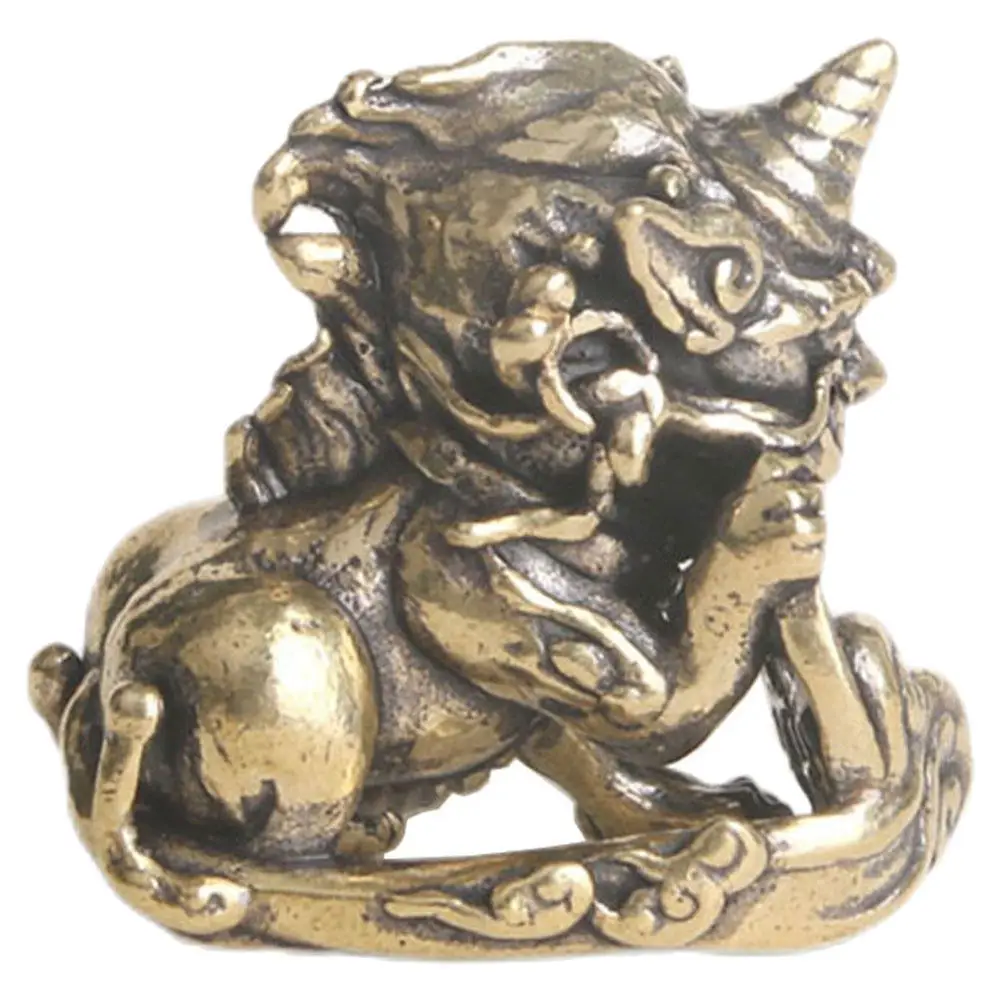 Brass Qilin Ornament Vintage Lucky Animal Sculpture for Home Office Desk Shelf Car Interior Decor