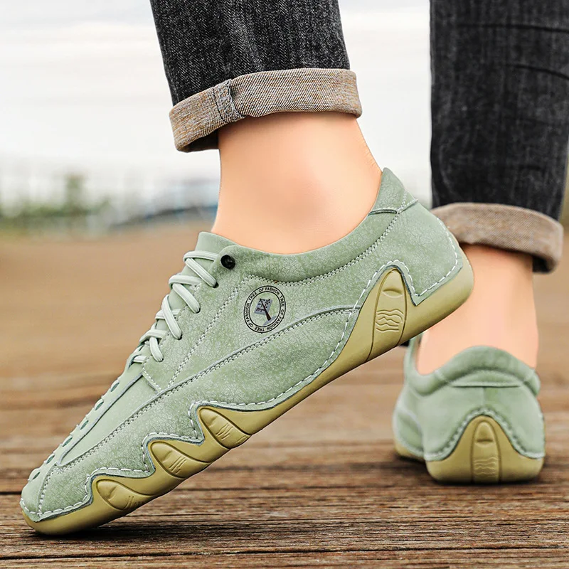 Comfortable Fashion Classic Outdoor Shoes Men Anti-slip Wearable Sneakers Hand Sewn Thread Leather Casual Shoes Large Size 38-50