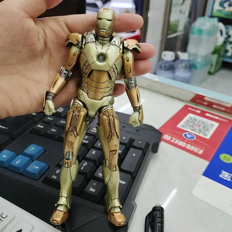 

Marvel Iron Man Mk21 Mk47 Joint Movable Glow Alloy Hand Set Avengers 4 Surrounding Iron Man Soldier Doll Display Toy