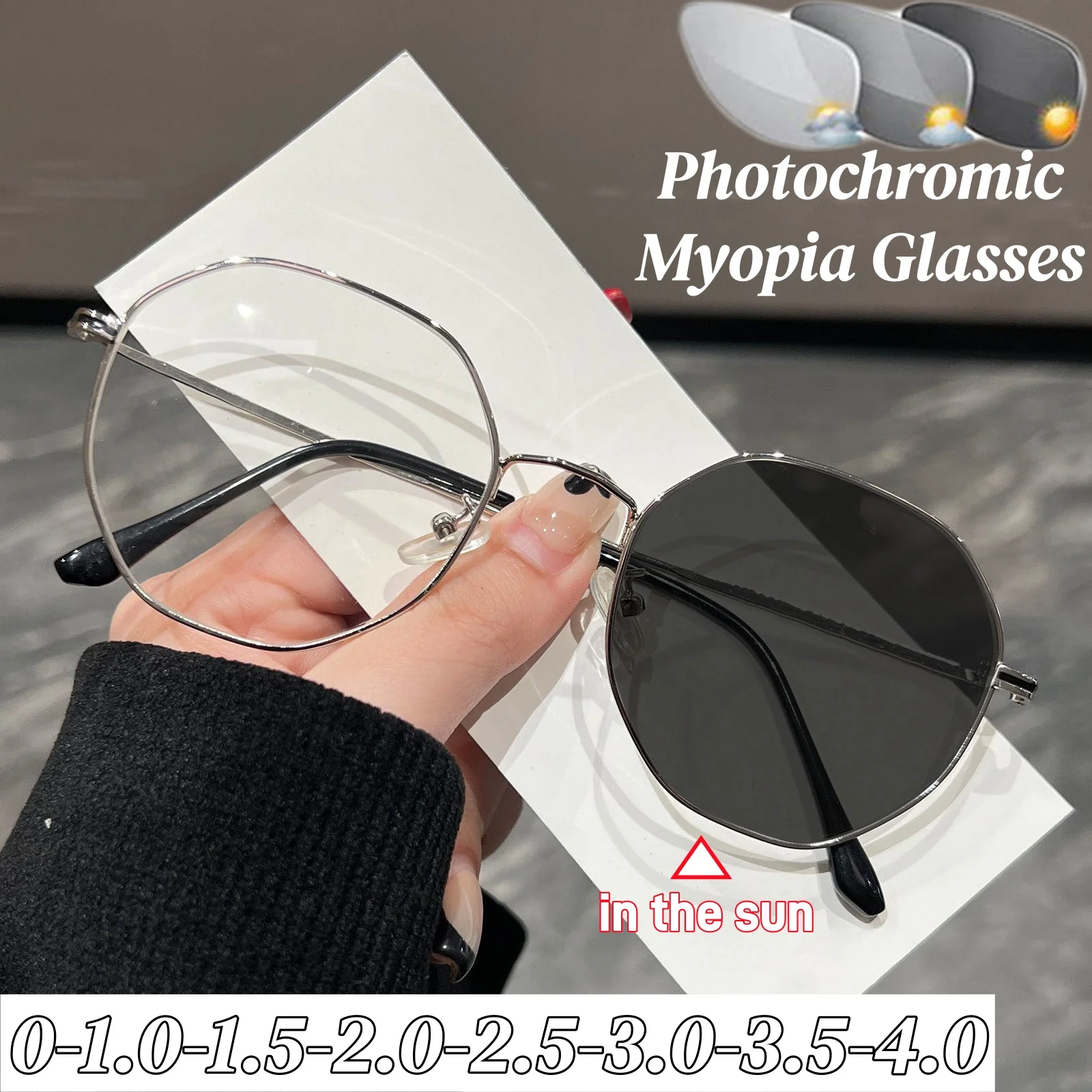 

Luxury Metal Frame Photochromic Myopia Glasses Women Men Fashion Large Frame Color Changing Near Sight Eyeglasses UV Protection