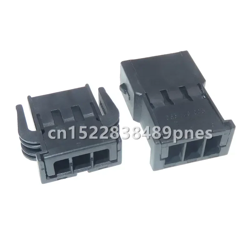 3 Pole 893 971 993 893971633 Automobile Wiring Harness Socket Reading Light Connector For VW