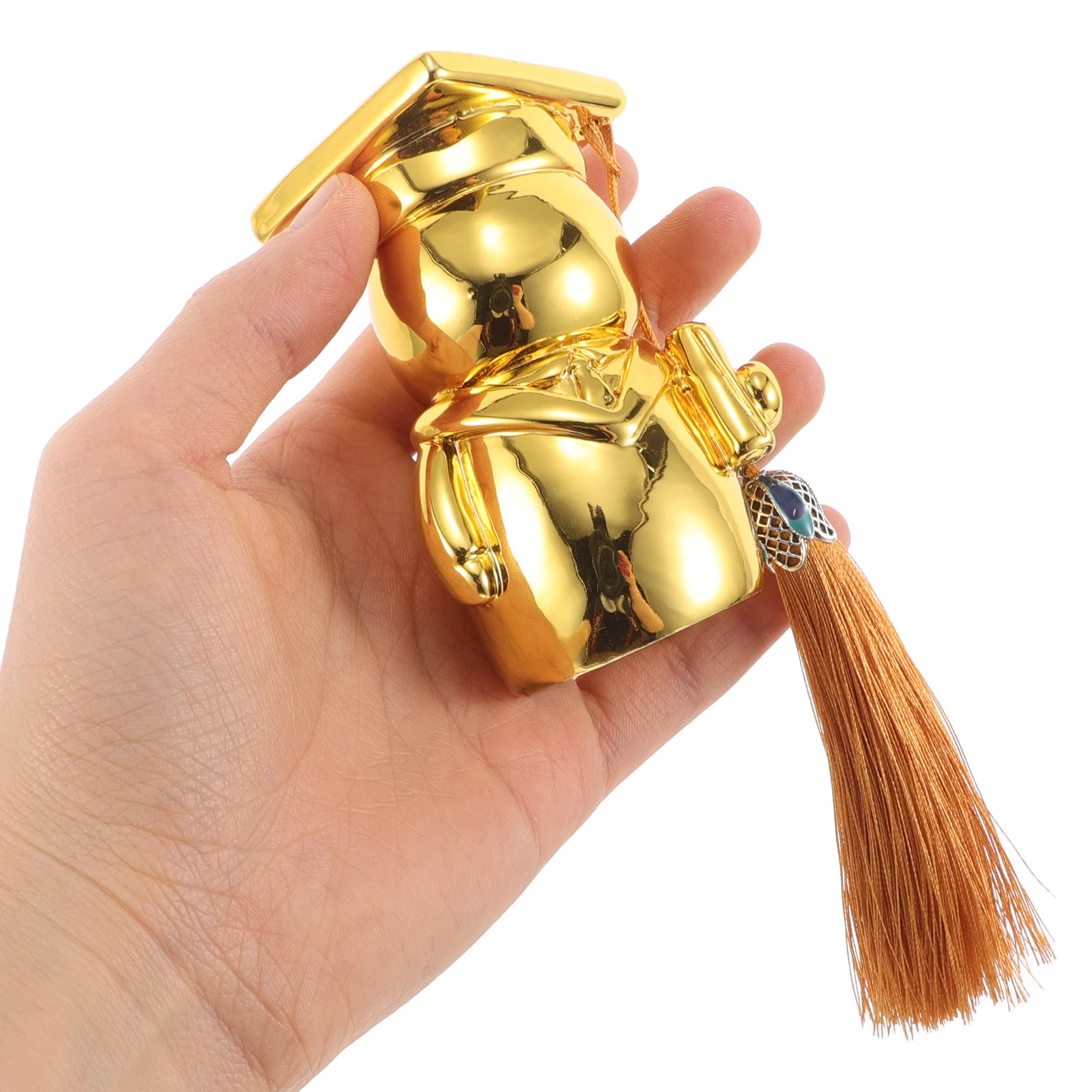 

Exquisite Resin Statue Figures Desktop Decoration Party Centerpieces Graduation Season Decorations Honors Award Gift For