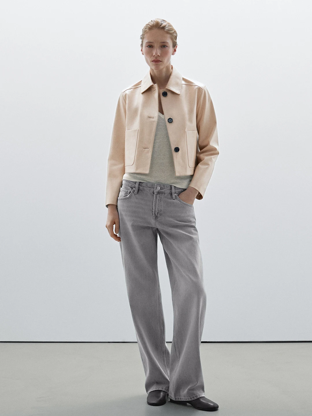 معطف Ele Pure Color ort Leather Jaet MD للسيدات لخريف جديد غير رسمي منقوع Faion بسيط بأزرار لأعلى