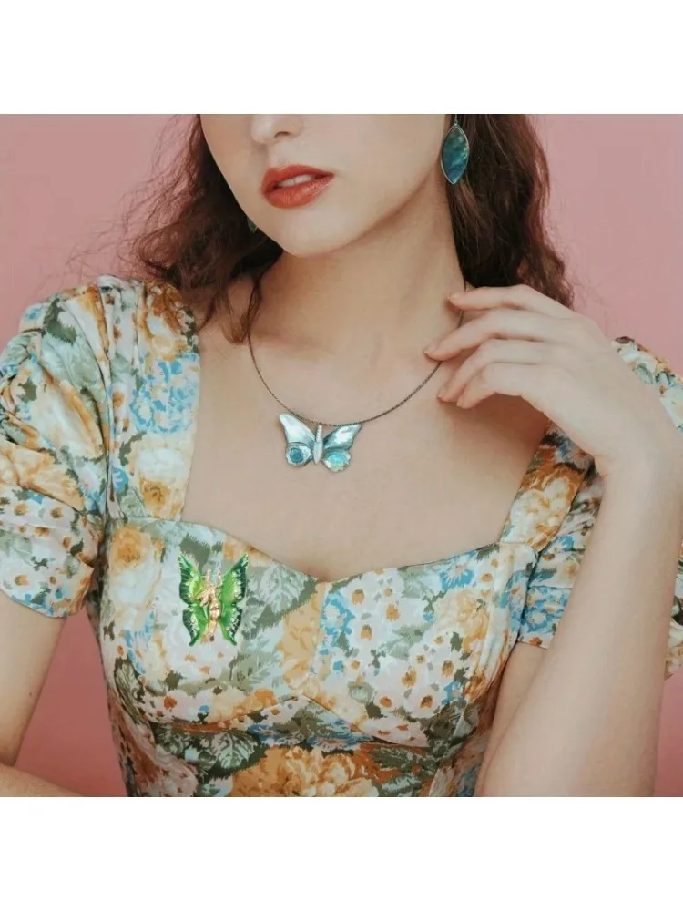 *Vintage grüne Schmetterlings-Brosche für Damen, luxuriöse Anstecknadel, exquisite Palast-Stil-Abzeichen-Corsage