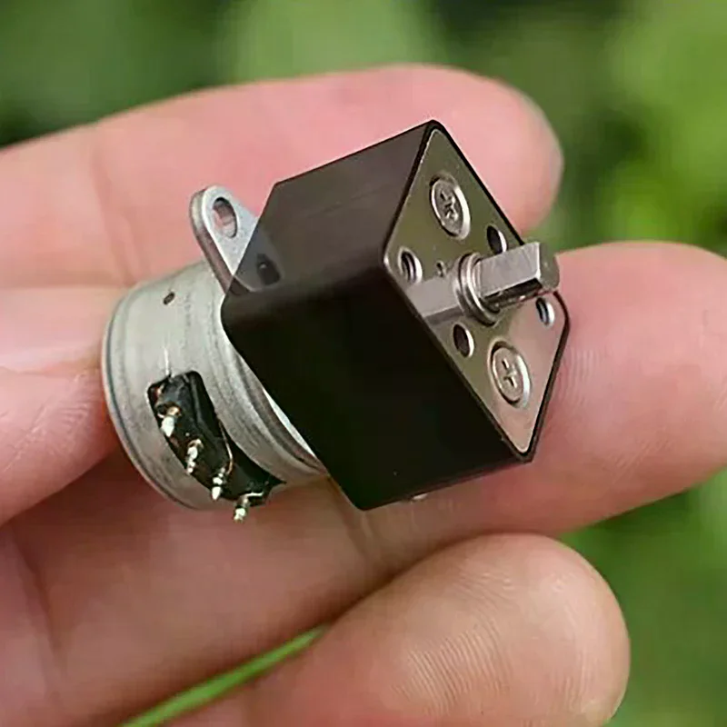 1 قطعة مايكرو كامل علبة التروس المعدنية والعتاد خطوة المحرك صغير 15 مللي متر 2-Phase 4-Wire والعتاد محرك متدرج لتقوم بها بنفسك سيارة روبوت كاميرا مراقبة