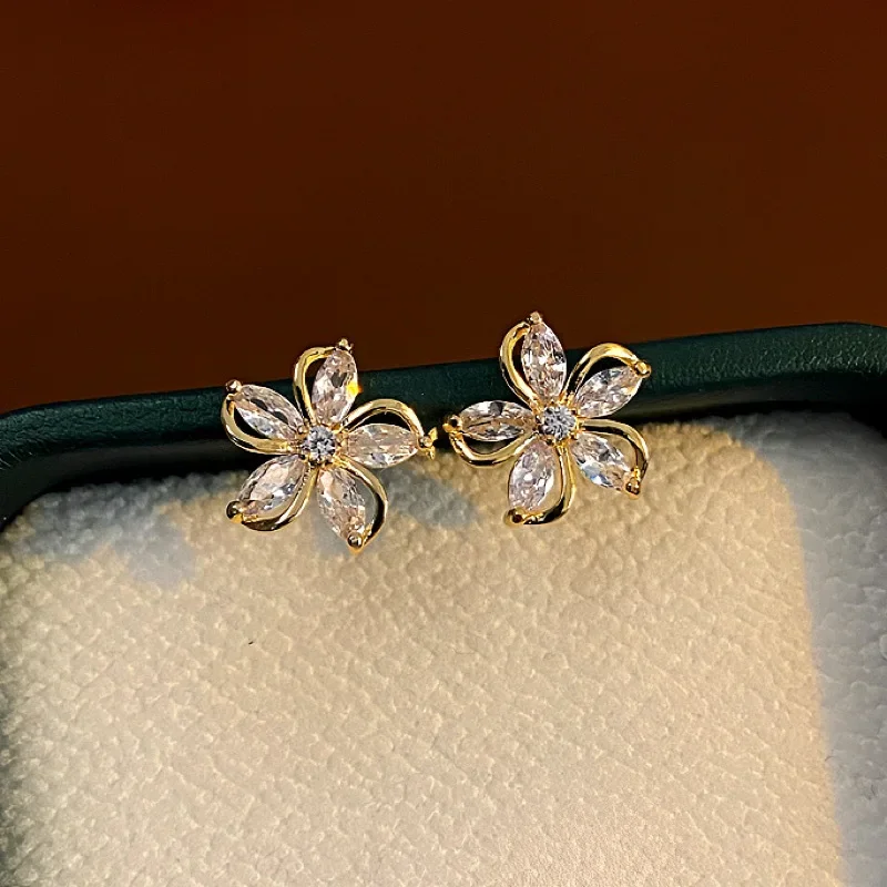 Korean Exquisite Gold Color Flowers Inlay Zircon Stud Earrings For Women Elegant 2024 Fashion Custom Jewelry