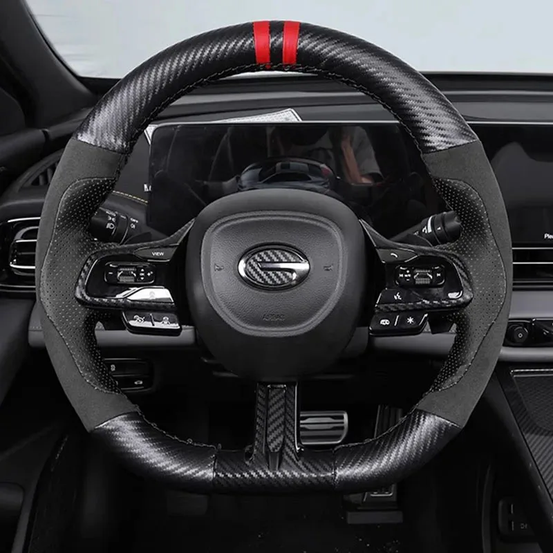 

Для GAC Trumpchi Empow 2021-2024 ручная работа, черный спортивный стиль, углеродное волокно, натуральная кожа, замша, чехол на руль автомобиля