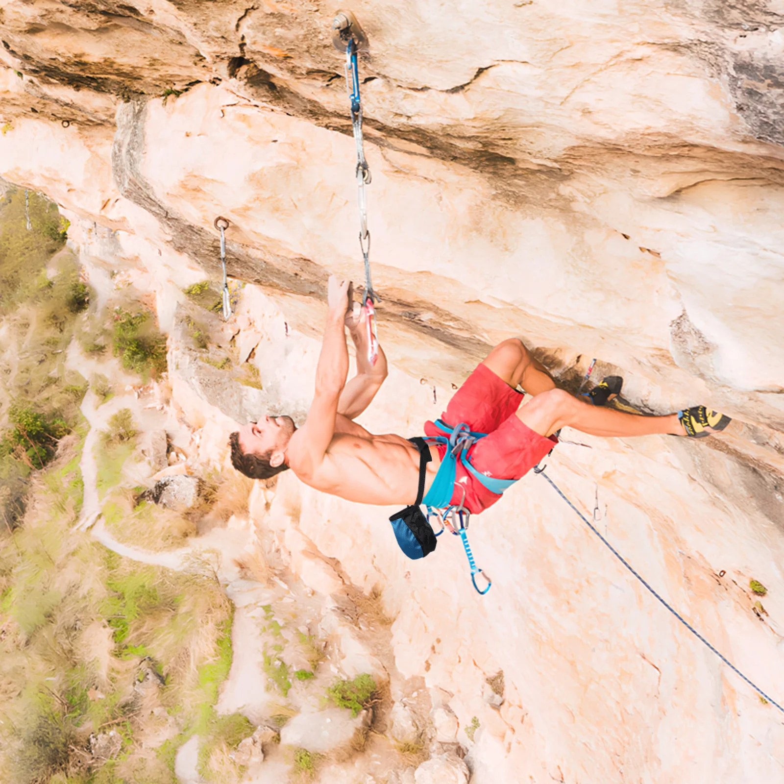 

2Pcs Climbing Chalk Bags Large Capacity Sturdy Polyester Chalk Pouch Drawstring Closure Rock Climbing Gym Weightlifting