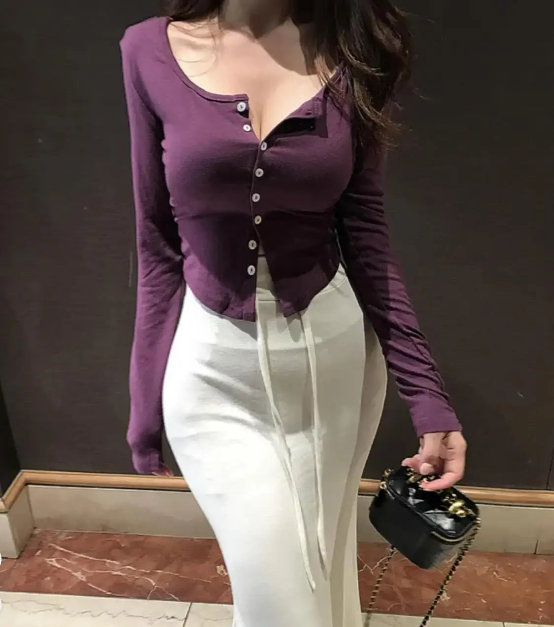 

Элегантный приталенный кардиган Zhi Che для женщин: осенняя новинка, хлопковый, с длинным рукавом, укороченный, вязаный свитер