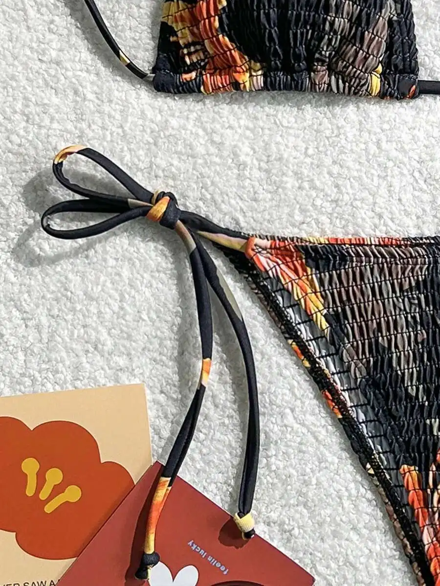 

Two Piece Women’s Smocked Halter Bikini Set With Abstract Print For Summer Beach Wear