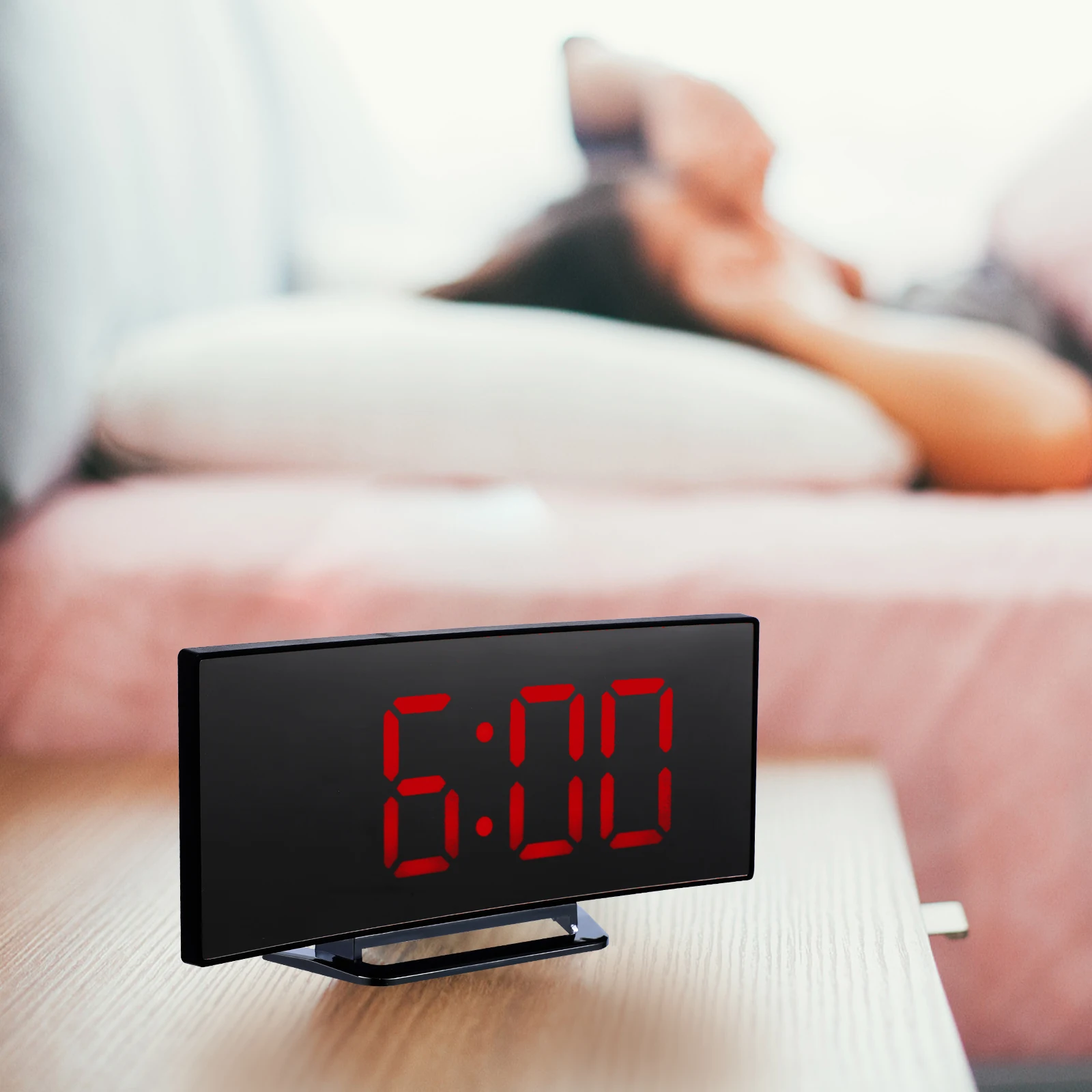 

Electronic Alarm Clock With Usb Clock Digital Alarm for Bedroom Office Modern Decor LED USB Portable