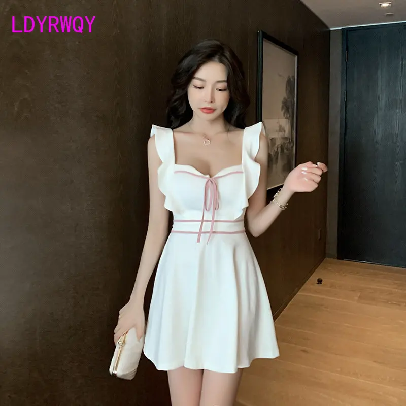 2022 deep V low-cut binding sexy dress temperament fly sleeve waist collection night women's wear